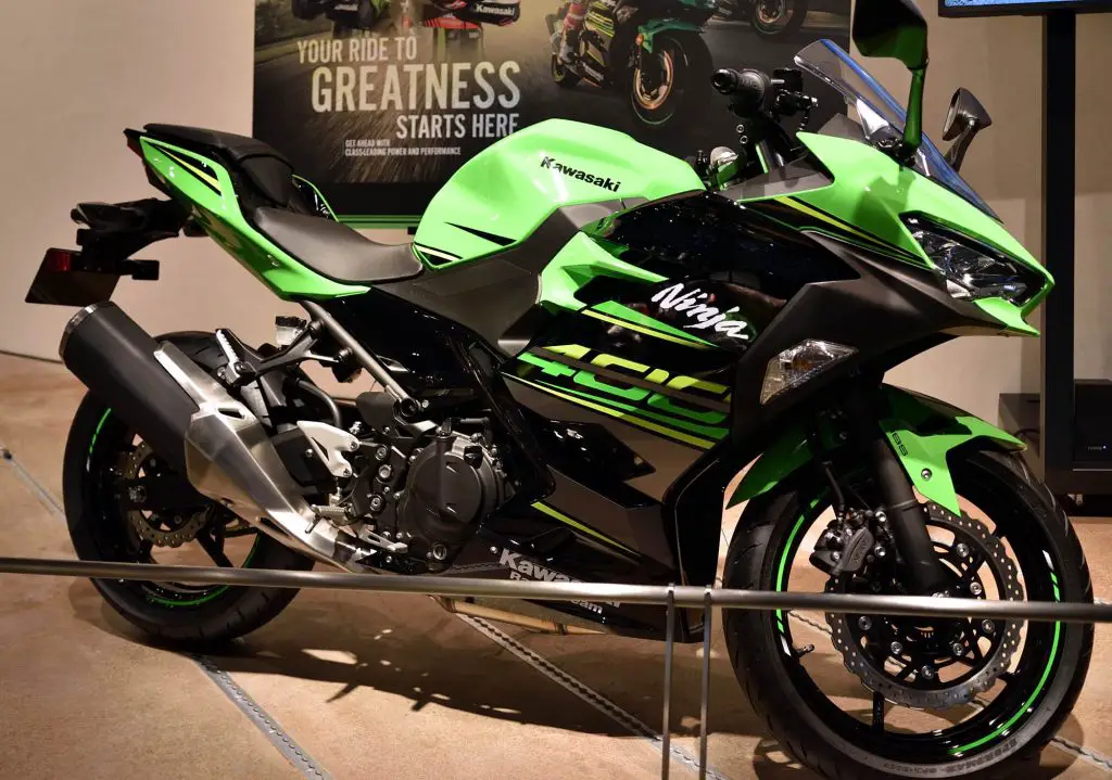 Kawasaki Ninja 400  as a Good Motorcycle for a Small Female Beginner?