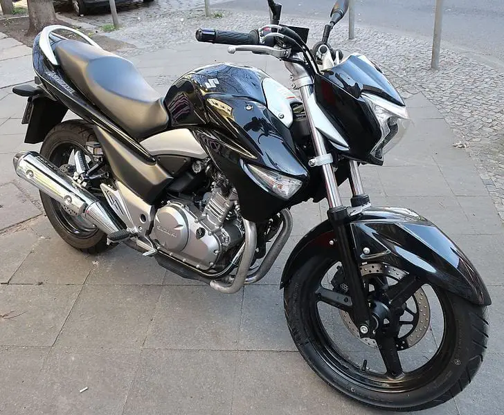 Suzuki GW 250 as one of the good motorcycle for novices.  