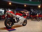 Find out cool features of MV Agusta F4 1078