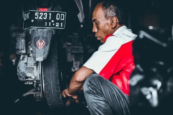 How To Fix A Puncture On A Motorbike