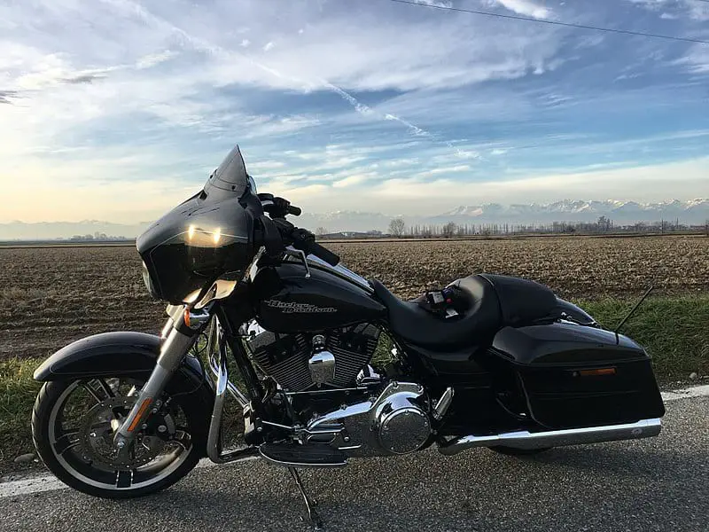 Harley Davidson street glide. 